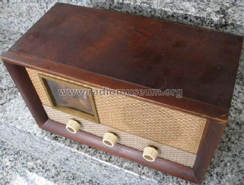 B52; Philco Radio & (ID = 633658) Radio