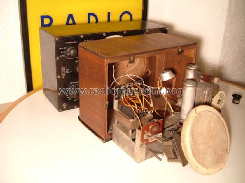 944A-Z; Philips akc. spol., (ID = 175178) Radio