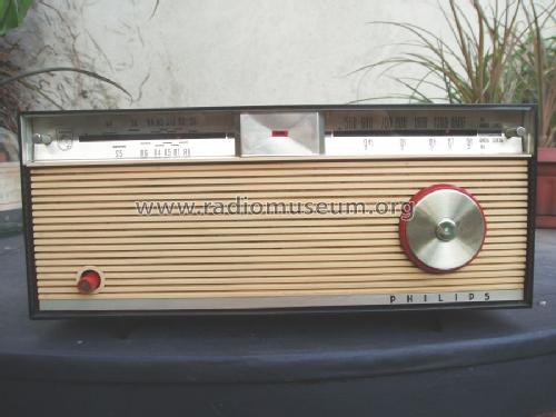 B2AL46U; Philips Argentina, (ID = 241723) Radio