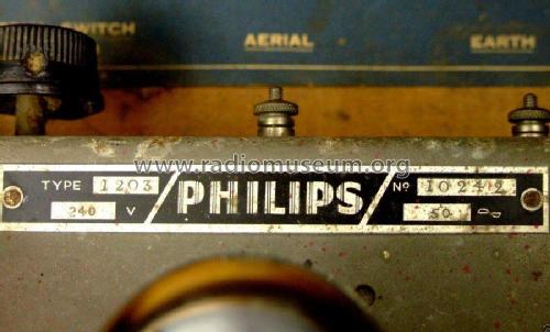 1203; Philips Australia (ID = 1880294) Radio