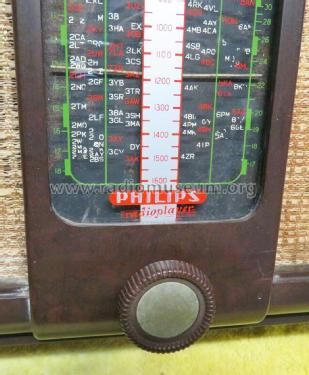 1942; Philips Australia (ID = 2692915) Radio