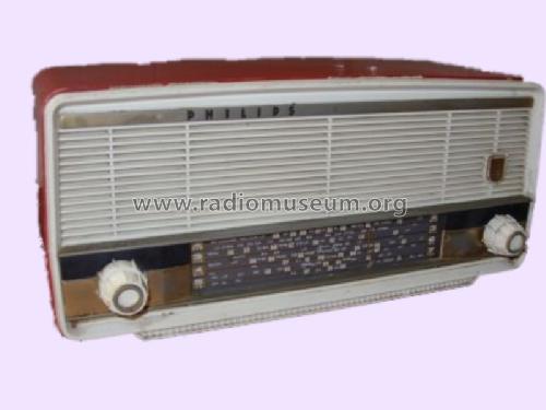 Futura Five 224; Philips Australia (ID = 811045) Radio