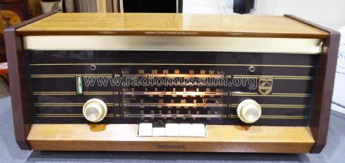 International B4X47A; Philips Australia (ID = 2234046) Radio