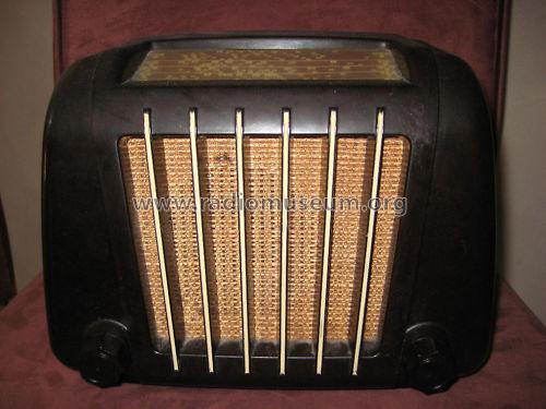 Jubilee 4 122; Philips Australia (ID = 921960) Radio