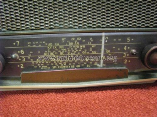 Quartet 164; Philips Australia (ID = 2093957) Radio