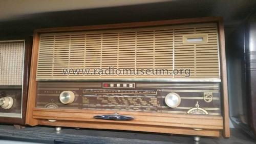 B3W22A /11 /16 /22 /99; Philips Belgium (ID = 2531290) Radio