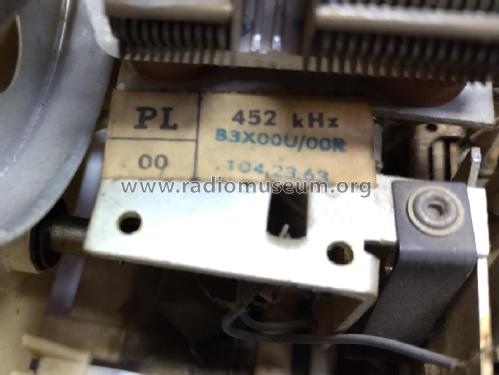 B3X00U /00K /00L /00R; Philips Belgium (ID = 2827404) Radio