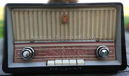 B3X70U; Philips Belgium (ID = 2430041) Radio