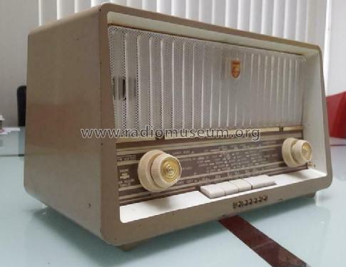 B3X80U /04; Philips Belgium (ID = 2543680) Radio