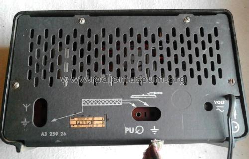 B3X85U /04; Philips Belgium (ID = 2631950) Radio