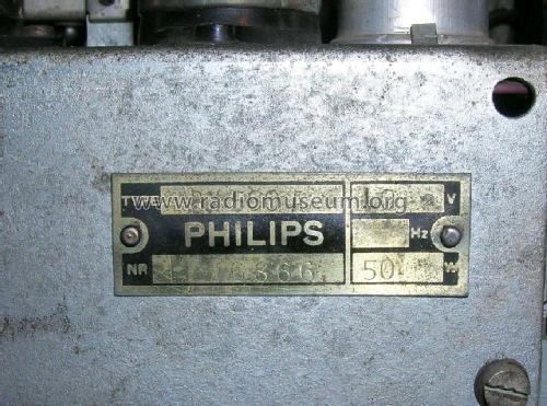 BX560A /00 /02; Philips Belgium (ID = 2859885) Radio