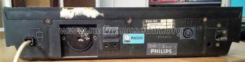 RH690 22RH690 /00 /16 /22 /30 /33 /76; Philips Belgium (ID = 2503667) Radio