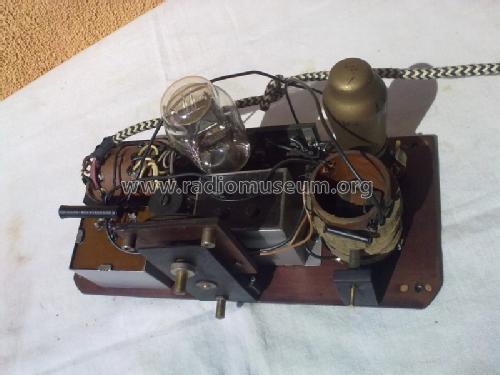 2517; Philips Hungary, (ID = 1642812) Radio