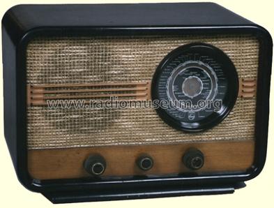 32U; Philips Hungary, (ID = 396980) Radio