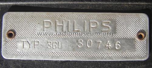 36U; Philips Hungary, (ID = 2116698) Radio