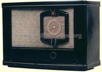 37B; Philips Hungary, (ID = 396982) Radio