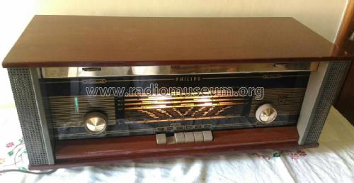 Maestro 2 15RB698; Philips; India (ID = 2294033) Radio