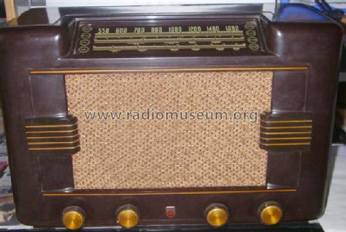 CM23L ; Philips Canada (ID = 551241) Radio