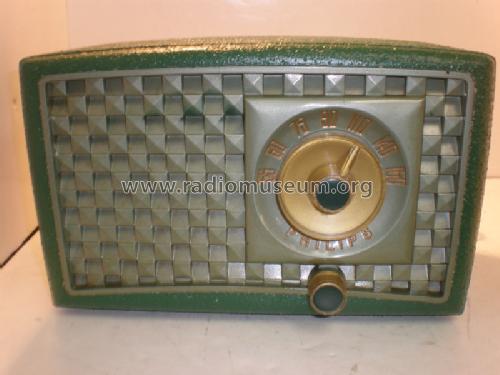 P152; Philips Canada (ID = 1053175) Radio