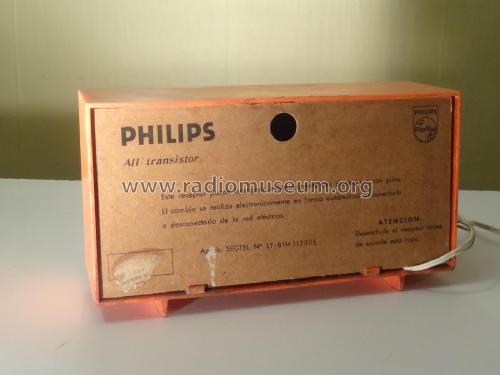 09RB-098; Philips Chilena S.A. (ID = 2055323) Radio