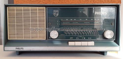 09RB-368; Philips Chilena S.A. (ID = 2576700) Radio