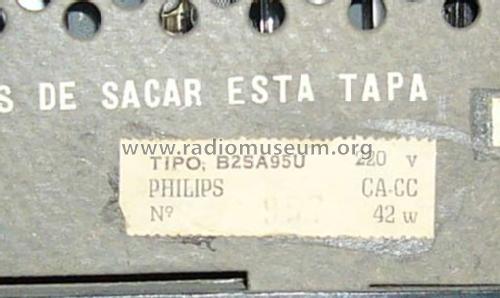 B2SA95U; Philips Chilena S.A. (ID = 1243023) Radio