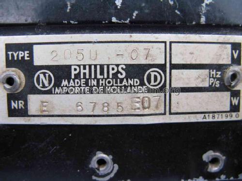 205U-07; Philips; Eindhoven (ID = 490050) Radio