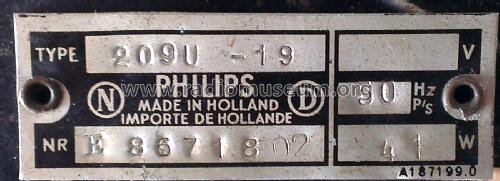 209U -19; Philips; Eindhoven (ID = 1961128) Radio
