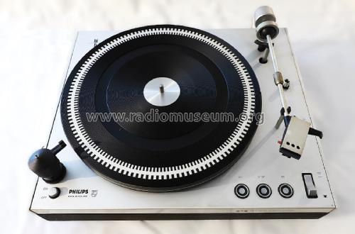 212 Electronic 22GA212 /05Z; Philips; Eindhoven (ID = 3149855) R-Player