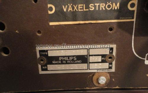 215A-19; Philips; Eindhoven (ID = 2059411) Radio