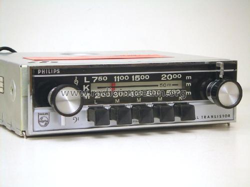 22RN564 /00 /29; Philips; Eindhoven (ID = 2382235) Car Radio