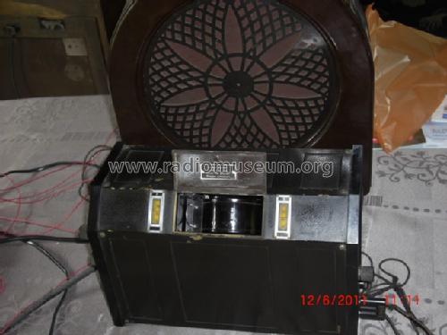 2802; Philips; Eindhoven (ID = 1007977) Radio