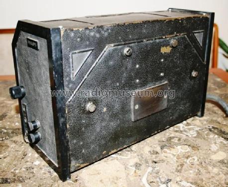 2802; Philips; Eindhoven (ID = 983806) Radio