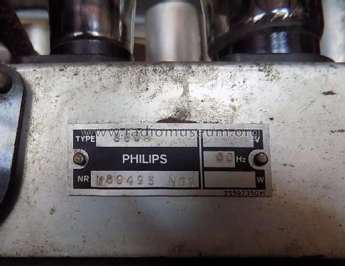 338A; Philips; Eindhoven (ID = 2582258) Radio