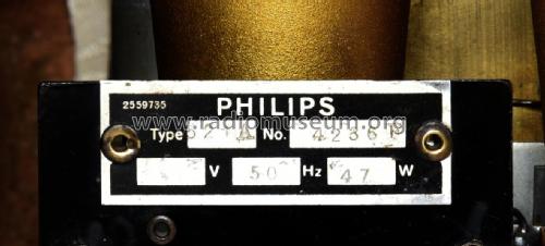 521A ; Philips; Eindhoven (ID = 2515359) Radio