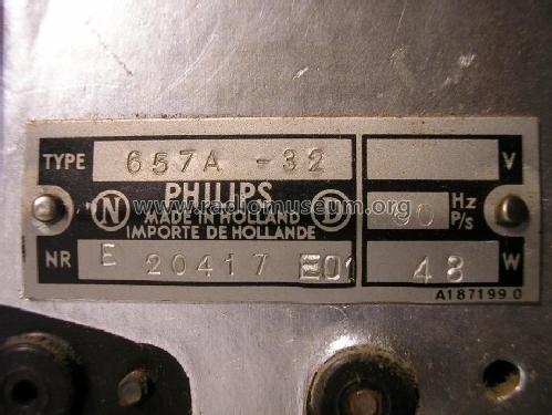 657A -32; Philips; Eindhoven (ID = 1160290) Radio