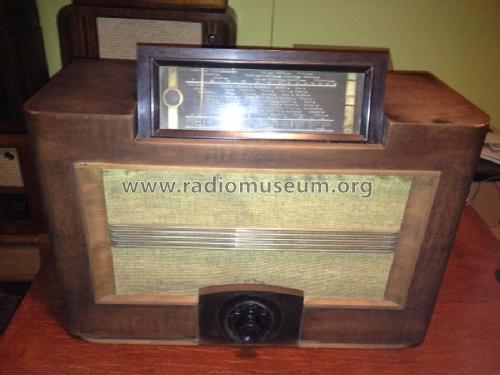 890U /14; Philips akc. spol., (ID = 1342482) Radio