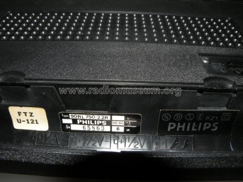 90RL750 /22; Philips, Singapore (ID = 2429259) Radio