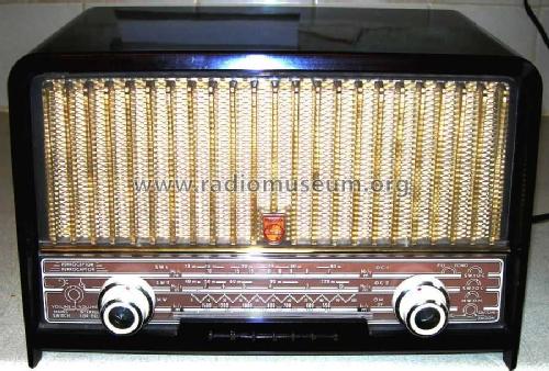 B3X66U; Philips Belgium (ID = 431591) Radio