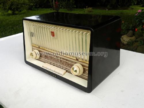 B3X80U /00 /04; Philips; Eindhoven (ID = 1752274) Radio