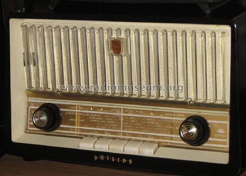B3X80U /05; Philips Belgium (ID = 1684096) Radio