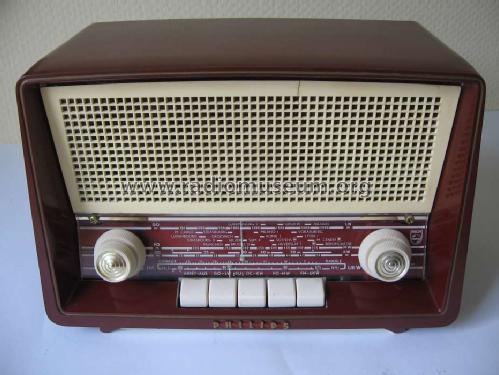 B3X81U; Philips Belgium (ID = 812443) Radio