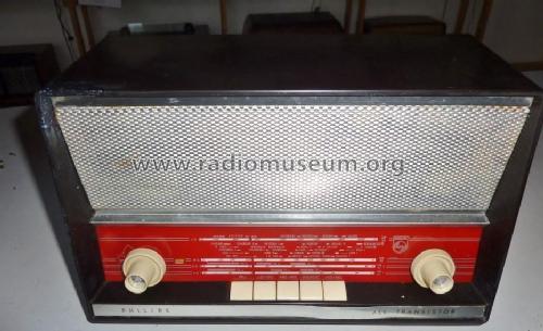 B4X01T /00R; Philips; Eindhoven (ID = 1864289) Radio