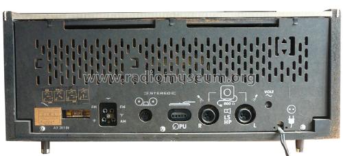 B5X04A /00; Philips Belgium (ID = 2304615) Radio