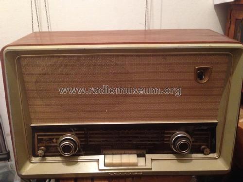 B5X75A; Philips; Eindhoven (ID = 1541366) Radio