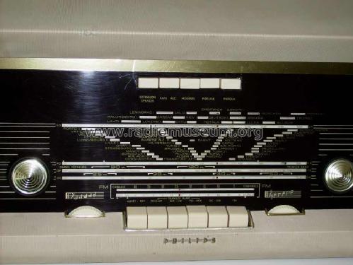 B5X84A /19 /32; Philips Belgium (ID = 609502) Radio