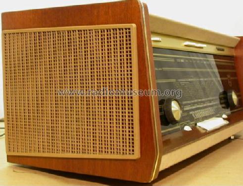 B6X04A /00; Philips Belgium (ID = 377335) Radio