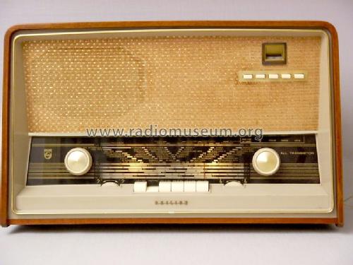 B6X19T; Philips; Eindhoven (ID = 197691) Radio