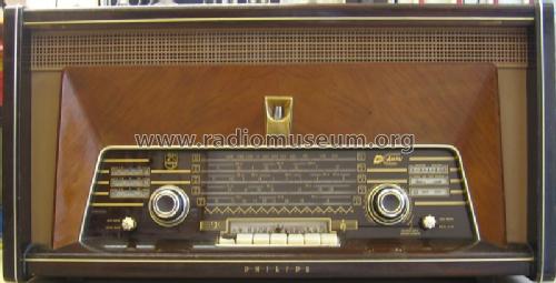 B8X75A; Philips; Eindhoven (ID = 1296553) Radio