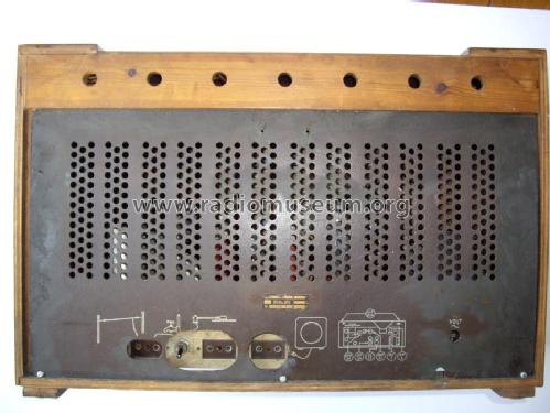 BN572-A, BN572-A2; Philips; Eindhoven (ID = 764327) Radio